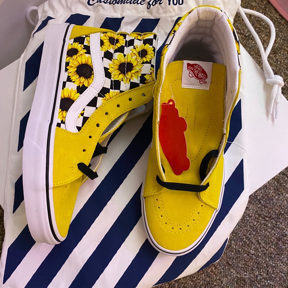 Sk8 Hi Custom Vans